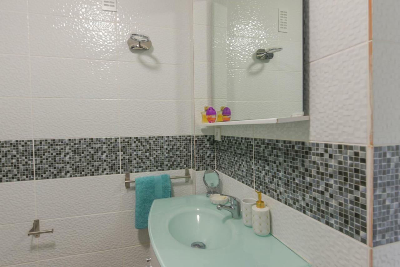 Appartement Jaures Vue Sur La Seine - Welkeys Clichy Esterno foto
